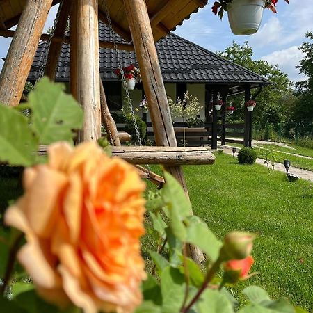 Ograda Bunicilor Gura Humorului Villa Esterno foto
